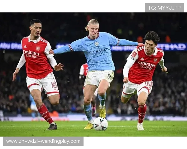 曼城欧冠小组赛表现复盘：战术适应与防守漏洞分析